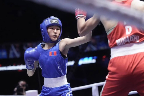 Young Mongolian Boxer Wins Silver at Asian Championships